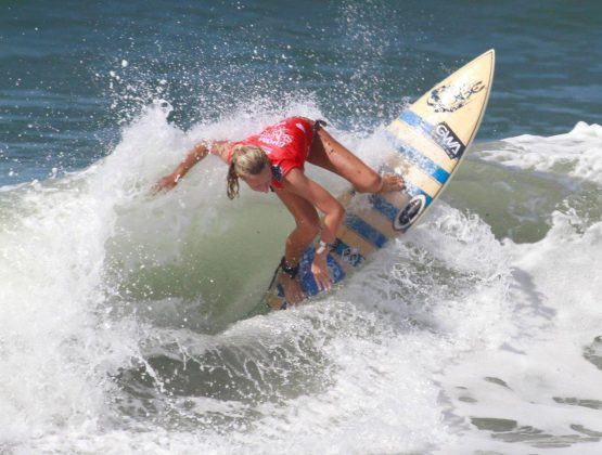 Louisie Frumento, Rip Curl Grom Search 2016, praia de Maresias, São Sebastião (SP). Foto: Gerson Kaestner.