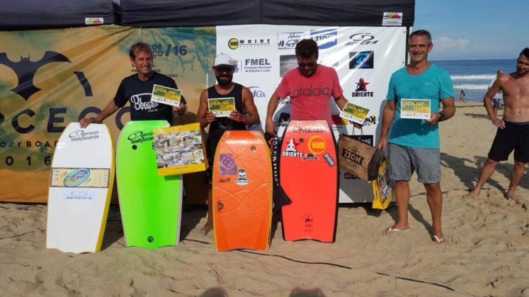 Pódio Master. Foto: Djeimir Moraes. Morcego Open de Bodyboard, Praia Brava de Itajaí (SC). Foto: Miguel Soares.