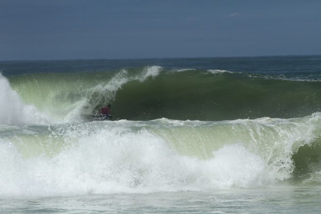 Eder Luciano. Foto: Dojule. Morcego Open de Bodyboard, Praia Brava de Itajaí (SC). Foto: Miguel Soares.