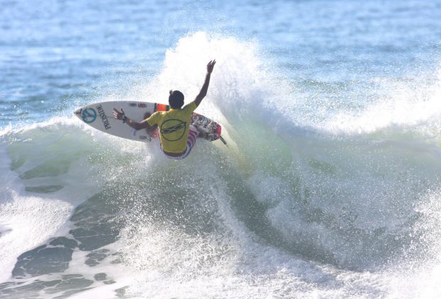 Derek Adriano, Circuito Moçambique Surf 2016, Florianópolis (SC). Foto: Basilio Ruy.