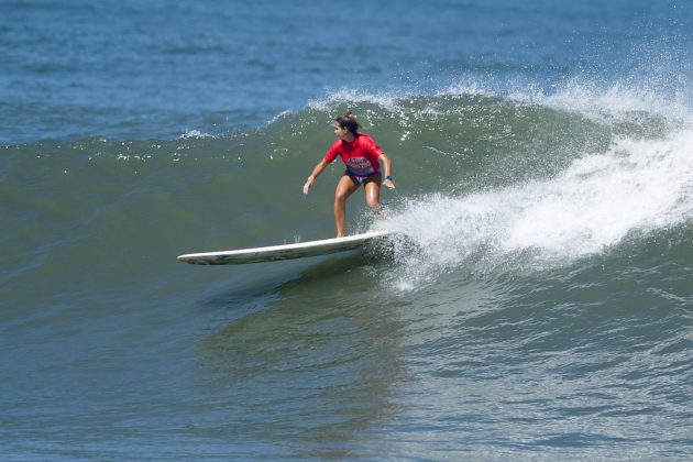 Chloé Calmon, Festival Santos de Longboard 2016, Quebra-Mar. Foto: Ivan Storti.