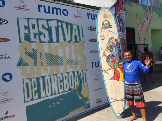 Marcelo Bibita, Festival Santos de Longboard 2016, Quebra-Mar. Foto: Zé Mauro.