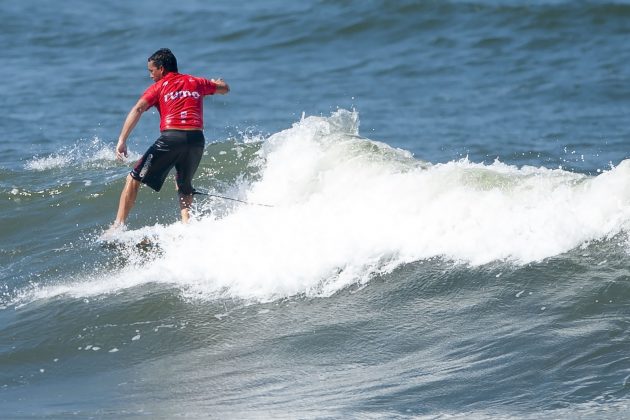 Marcelinho do Tombo, Festival Santos de Longboard 2016, Quebra-Mar. Foto: Ivan Storti.