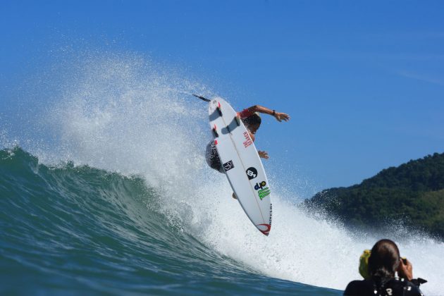 Samuel Pupo, Volcom Totally Crustaceous Tour 2016, Maresias (SP). Foto: Henrique Pinguim.