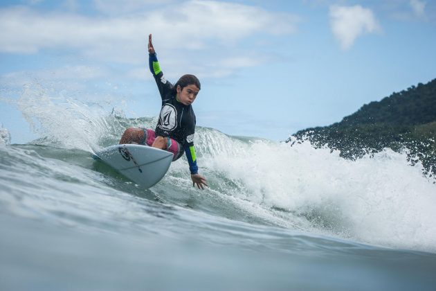 Daniel Adisaka, Volcom Totally Crustaceous Tour 2016, Maresias (SP). Foto: Henrique Pinguim.