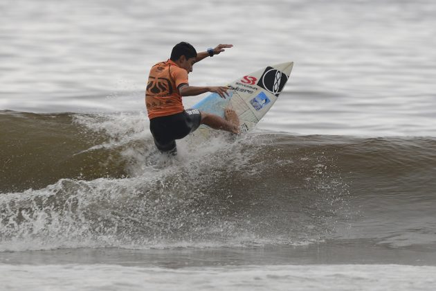 Leonardo Barcelos Circuito Surf Talentos Oceano, Balneário Camboriú (SC). Foto: Marcos Credie.