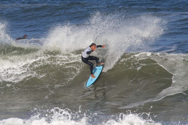 Eduardo Maia Festival Paulistano de Surf, Riviera de São Lourenço, Bertioga (SP). Foto: Nancy Geringer.