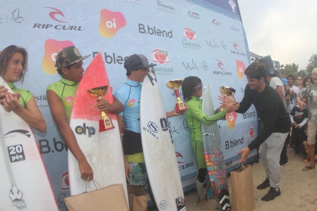 Pódio Masculino sub16 Circuito Medina ASM 2016, Maresias, São Sebastião. Foto: Sebastian Rojas.