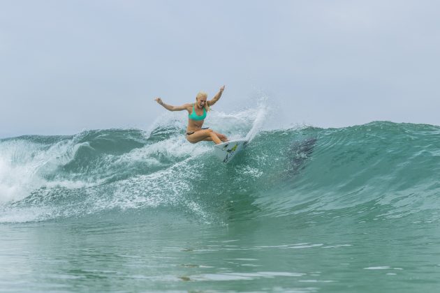 Tati Weston-Webb, Barra da Tijuca, Rio de Janeiro. Foto: Anna Verônica.