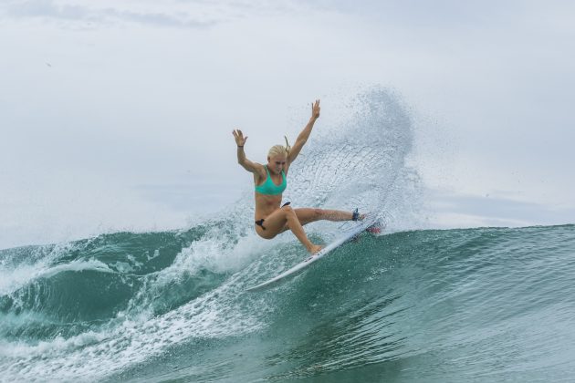 Tati Weston-Webb, Barra da Tijuca, Rio de Janeiro. Foto: Anna Verônica.