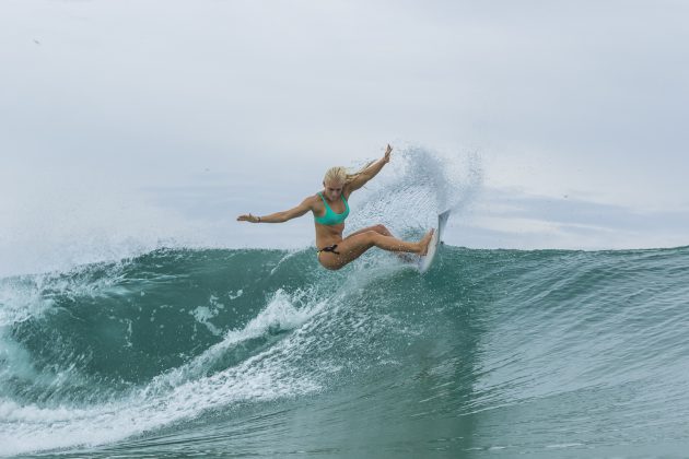 Tati Weston-Webb, Barra da Tijuca, Rio de Janeiro. Foto: Anna Verônica.