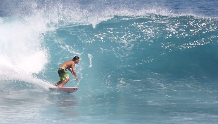 João Collor, Lakey Peak, Indonésia. Foto: Divulgação Hang Loose.