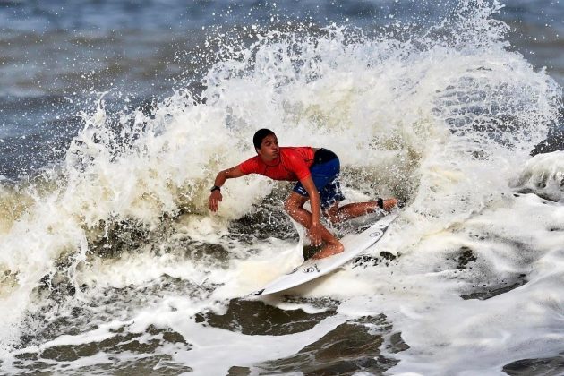 Eduardo Motta Santos Surf, terceira etapa, Quebra-Mar, Santos. Foto: Ivan Storti.