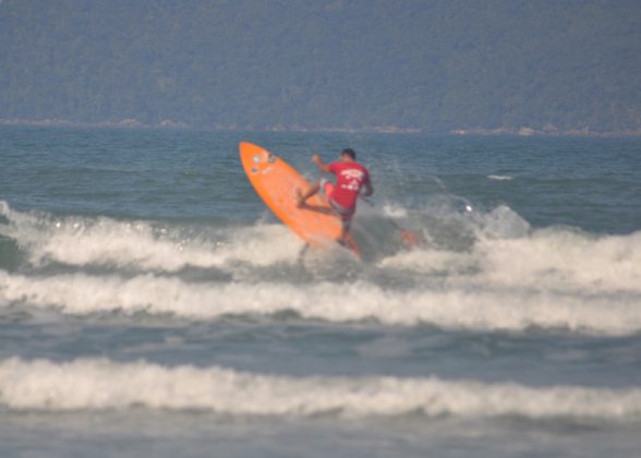 Finais do Paulista de SUP Surf, Praia do Eixo, Ubatuba. Foto: Christian Furlaneto.