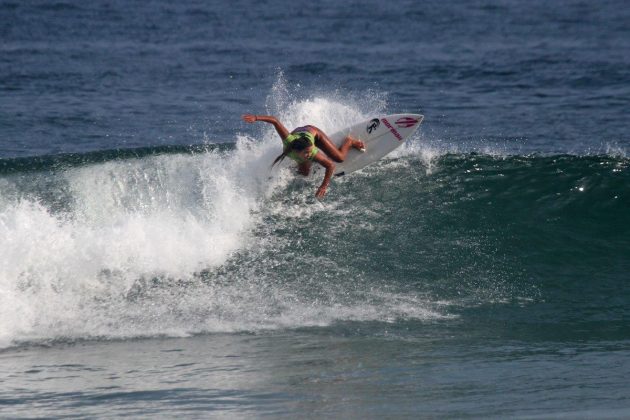 Taina Hinckel Circuito Medina ASM 2016, segunda etapa, Maresias, São Sebastião. Foto: Sebastian Rojas.