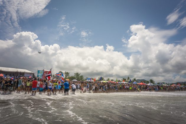 Emily Gussoni, INS ISA World Surfing Games 2016, Jacó, Costa Rica. Foto: ISA / Evans.