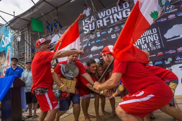 Equipe do Peru, INS ISA World Surfing Games 2016, Jacó, Costa Rica. Foto: ISA / Evans.