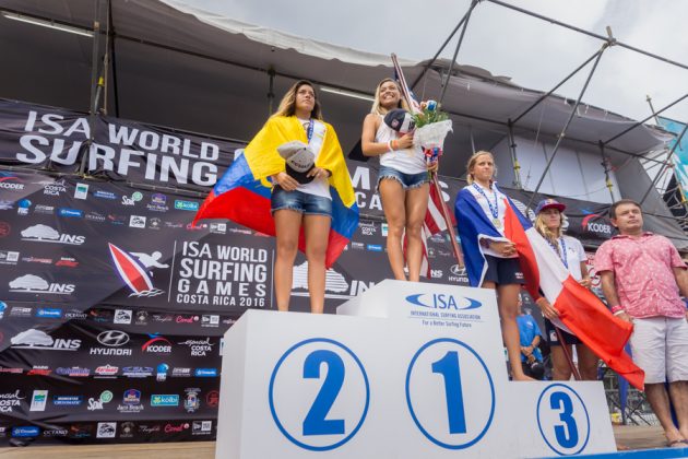 Pódio Feminino, INS ISA World Surfing Games 2016, Jacó, Costa Rica. Foto: ISA / Evans.