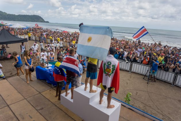 Pódio Masculino, INS ISA World Surfing Games 2016, Jacó, Costa Rica. Foto: ISA / Evans.