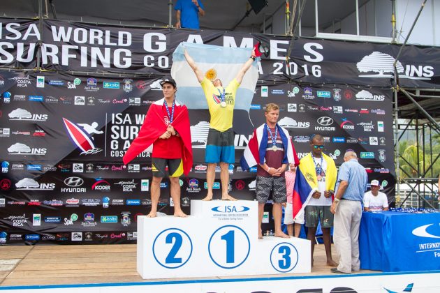 Pódio Masculino, INS ISA World Surfing Games 2016, Jacó, Costa Rica. Foto: ISA / Jimenez.