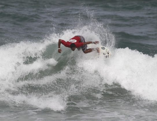 Jojó de Olivença (BA) na abertura do CBSurf Master em Maracaípe, Ipojuca (PE)  . Foto: Lucas Lopes .