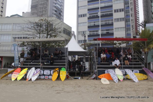 Mormaii Circuito Embraed - Catarinense de SUP Wave. Balneário Camboriú (SC). Foto: Luciano Meneghello.