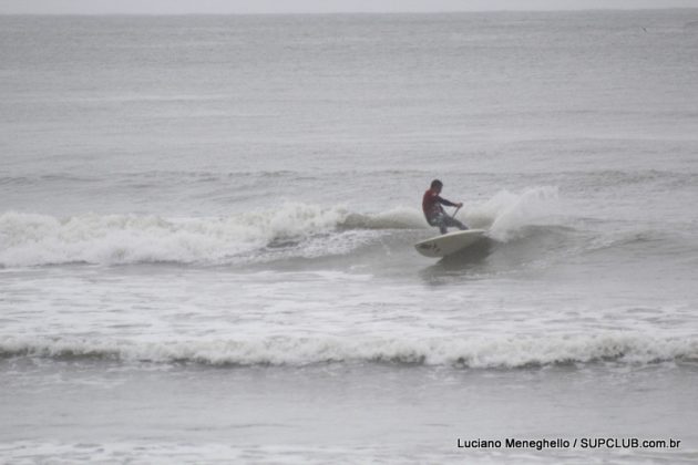 Mormaii Circuito Embraed - Catarinense de SUP Wave. Balneário Camboriú (SC). Foto: Luciano Meneghello.