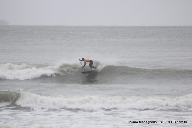 Mormaii Circuito Embraed - Catarinense de SUP Wave. Balneário Camboriú (SC). Foto: Luciano Meneghello.