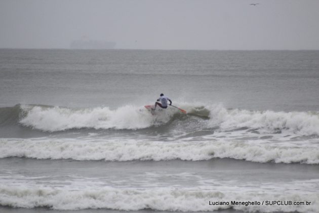 Mormaii Circuito Embraed - Catarinense de SUP Wave. Balneário Camboriú (SC). Foto: Luciano Meneghello.