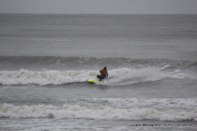 Mormaii Circuito Embraed - Catarinense de SUP Wave. Balneário Camboriú (SC). Foto: Luciano Meneghello.