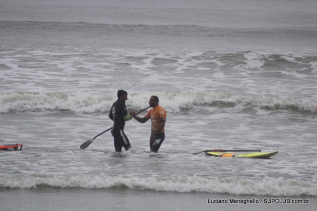 Mormaii Circuito Embraed - Catarinense de SUP Wave. Balneário Camboriú (SC). Foto: Luciano Meneghello.