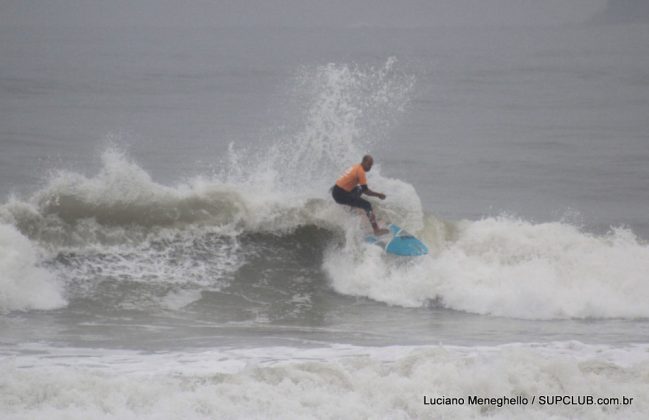 Mormaii Circuito Embraed - Catarinense de SUP Wave. Balneário Camboriú (SC). Foto: Luciano Meneghello.