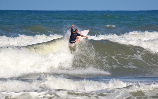 Robson Bastos (BA) CBSurf, Brasileiro Master, Costa do Sauípe (BA). Foto: Clayton Reis.