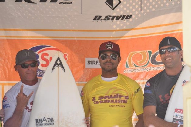 Fred Vilela, Jojó de Olivença e Paulo Germano CBSurf, Brasileiro Master, Costa do Sauípe (BA). Foto: Jorginho Sauípe.