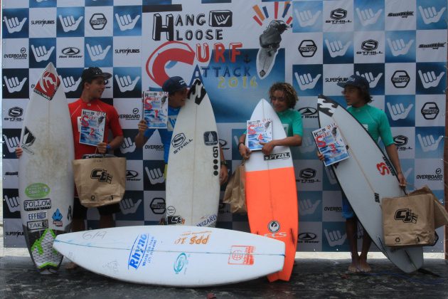 Pódio Mirim Hang Loose Surf Attack, Pitangueiras, Guarujá. Foto: Adriana Berlinck.