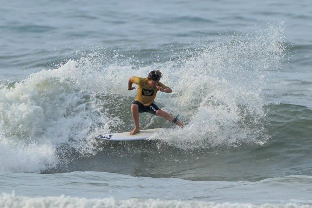 Leo Casal Segunda etapa do Hang Loose Surf Attack, Pitangueiras, Guarujá. Foto: Adriana Berlinck.