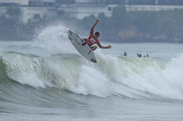 Pedro Nogueira Segunda etapa do Hang Loose Surf Attack, Pitangueiras, Guarujá. Foto: Adriana Berlinck.