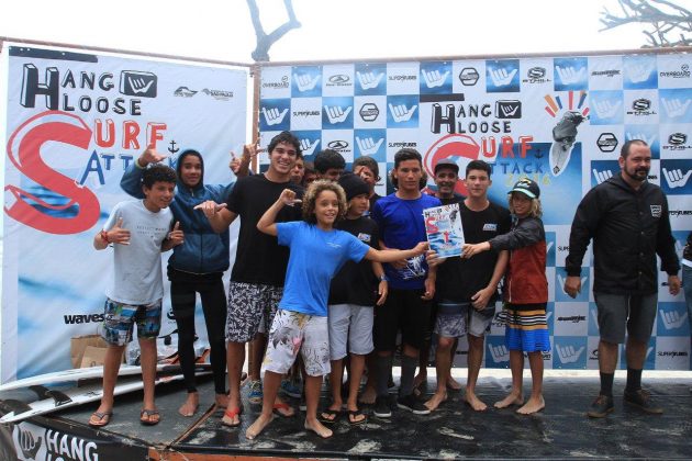 Pódio Cidades Hang Loose Surf Attack, Pitangueiras, Guarujá. Foto: Adriana Berlinck.