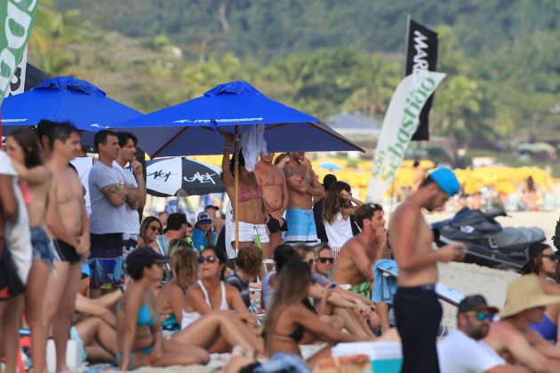 Segunda etapa do Maresia Paulista de Surf Profissional 2016, Maresias, São Sebastião (SP). Foto: Thais Serra.