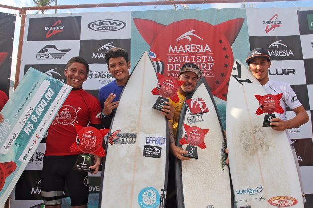 Pódio, Segunda etapa do Maresia Paulista de Surf Profissional 2016, Maresias, São Sebastião (SP). Foto: Thais Serra.