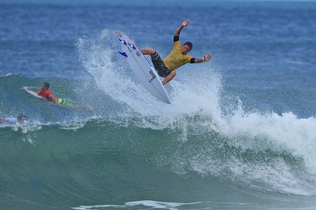 Peterson Crisanto, Segunda etapa do Maresia Paulista de Surf Profissional 2016, Maresias, São Sebastião (SP).Maresia Paulista de Surf Profissional segunda etapa Maresias São Sebastião 2016 setembro SP. Foto: Thais Serra.