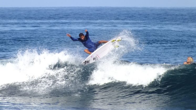 Leonardo Berbet, VISSLA ISA World Junior Surfing Championship em Açores, Portugal. Foto: Gabriel Macedo.