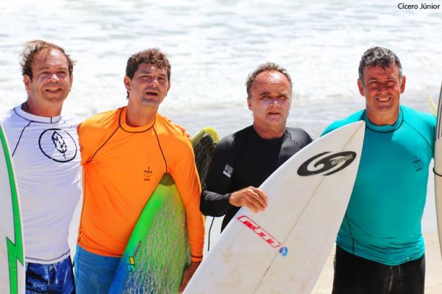 Legends Fábio Mota, Itiberê, Odalto e Coxinha Setembro Surf, pico do Pontão, Praia do Iguape (CE). Foto: Redação Waves.