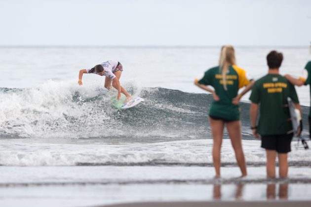 Marion Phllippe, VISSLA ISA World Junior Surfing Championship 2016, Açores, Portugal. Foto: ISA / Rezendes.