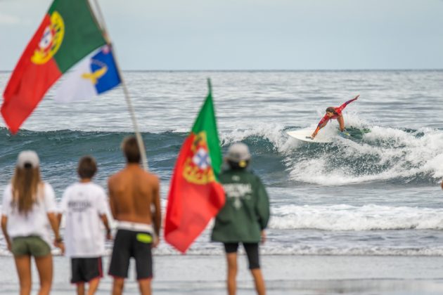 Mafalda Lopes, VISSLA ISA World Junior Surfing Championship 2016, Açores, Portugal. Foto: ISA / Evans.