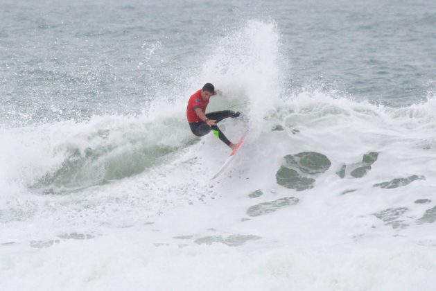 Gabriel André Rip Curl Guarujaense, Praia do Tombo, Guarujá. Foto: João Carvalho.