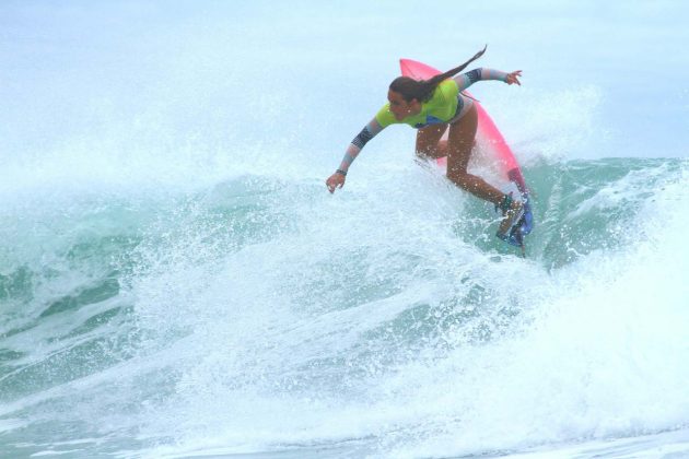 Campeonato Brasileiro Wizard Surf Feminino, Praia de Itamambuca, Ubatuba. Foto: Aleko Stergiou.