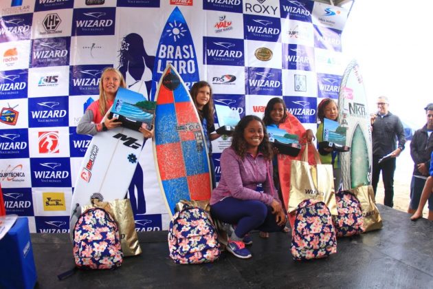  Campeonato Brasileiro Wizard Surf Feminino, Praia de Itamambuca, Ubatuba. Foto: Aleko Stergiou.