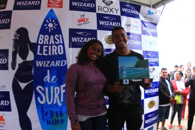  Campeonato Brasileiro Wizard Surf Feminino, Praia de Itamambuca, Ubatuba. Foto: Aleko Stergiou.