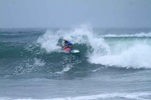  Campeonato Brasileiro Wizard Surf Feminino, Praia de Itamambuca, Ubatuba. Foto: Aleko Stergiou.